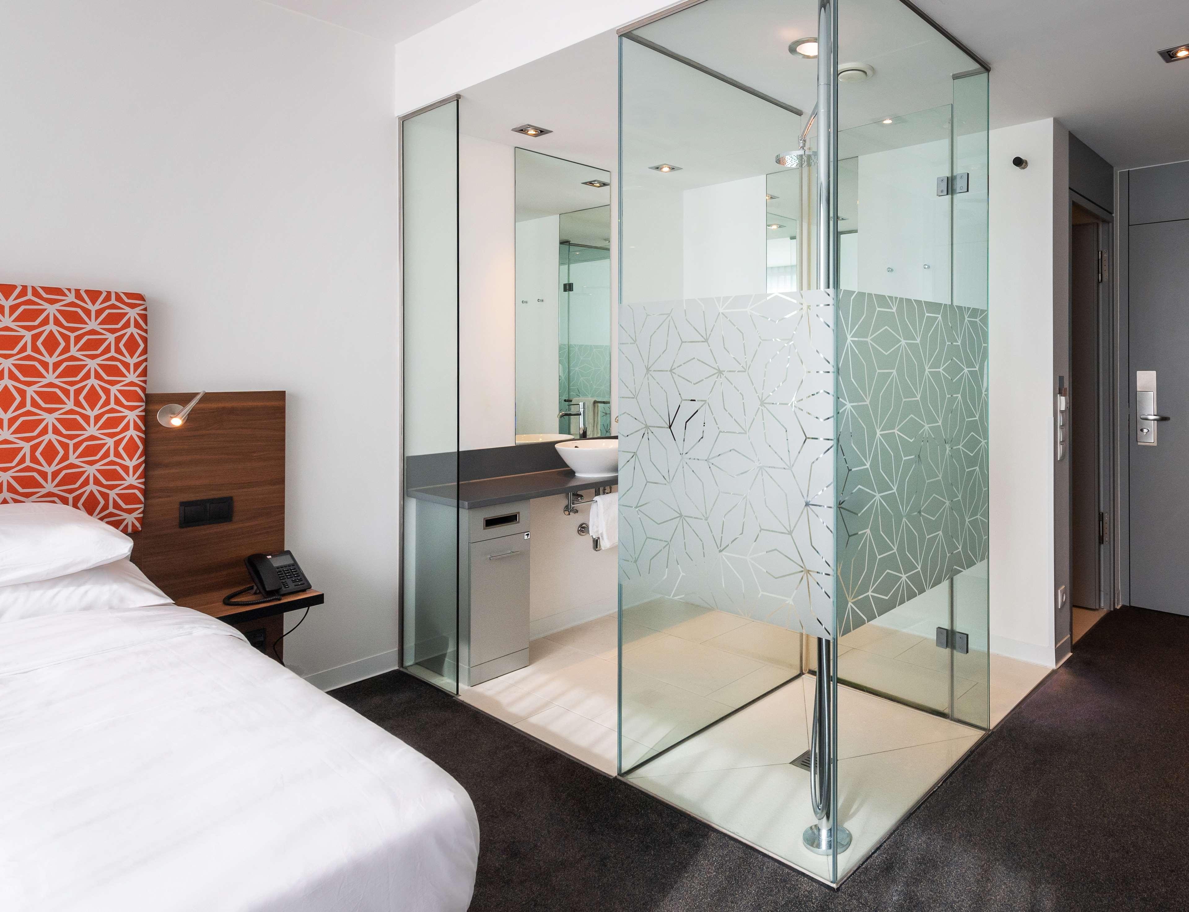 فندق Doubletree By Hilton Frankfurt Niederrad فرانكفورت المظهر الخارجي الصورة