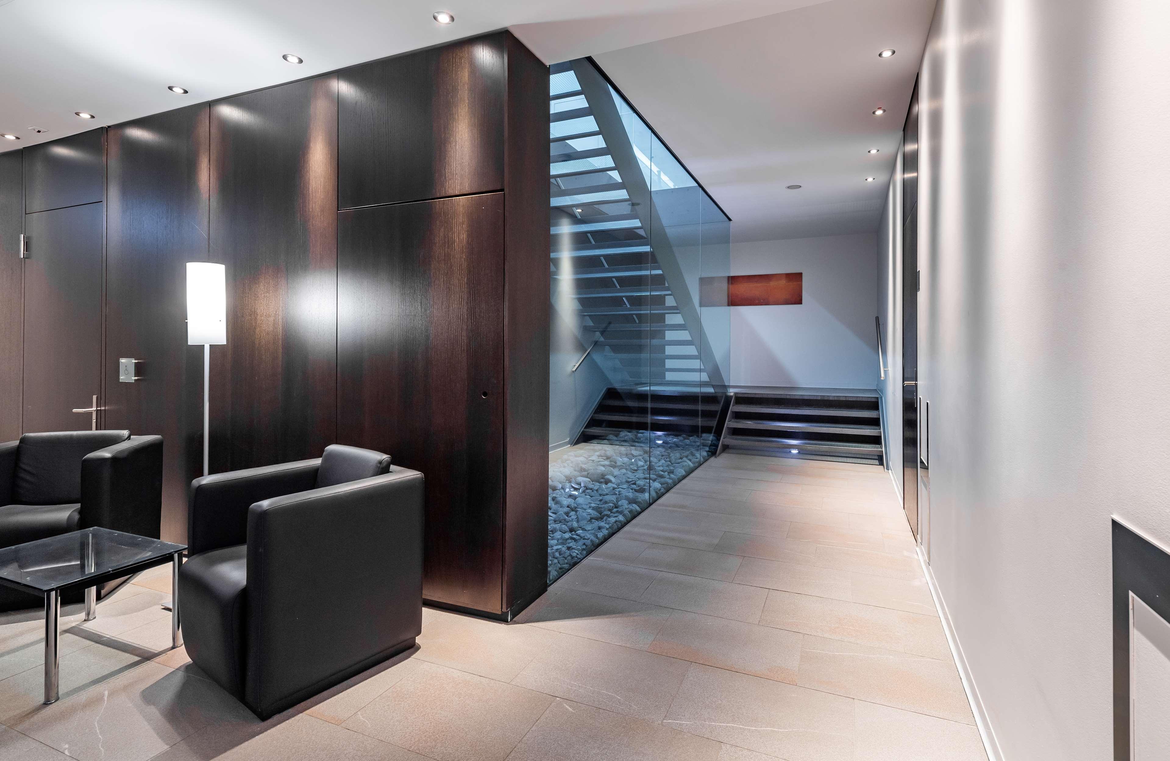 فندق Doubletree By Hilton Frankfurt Niederrad فرانكفورت المظهر الخارجي الصورة