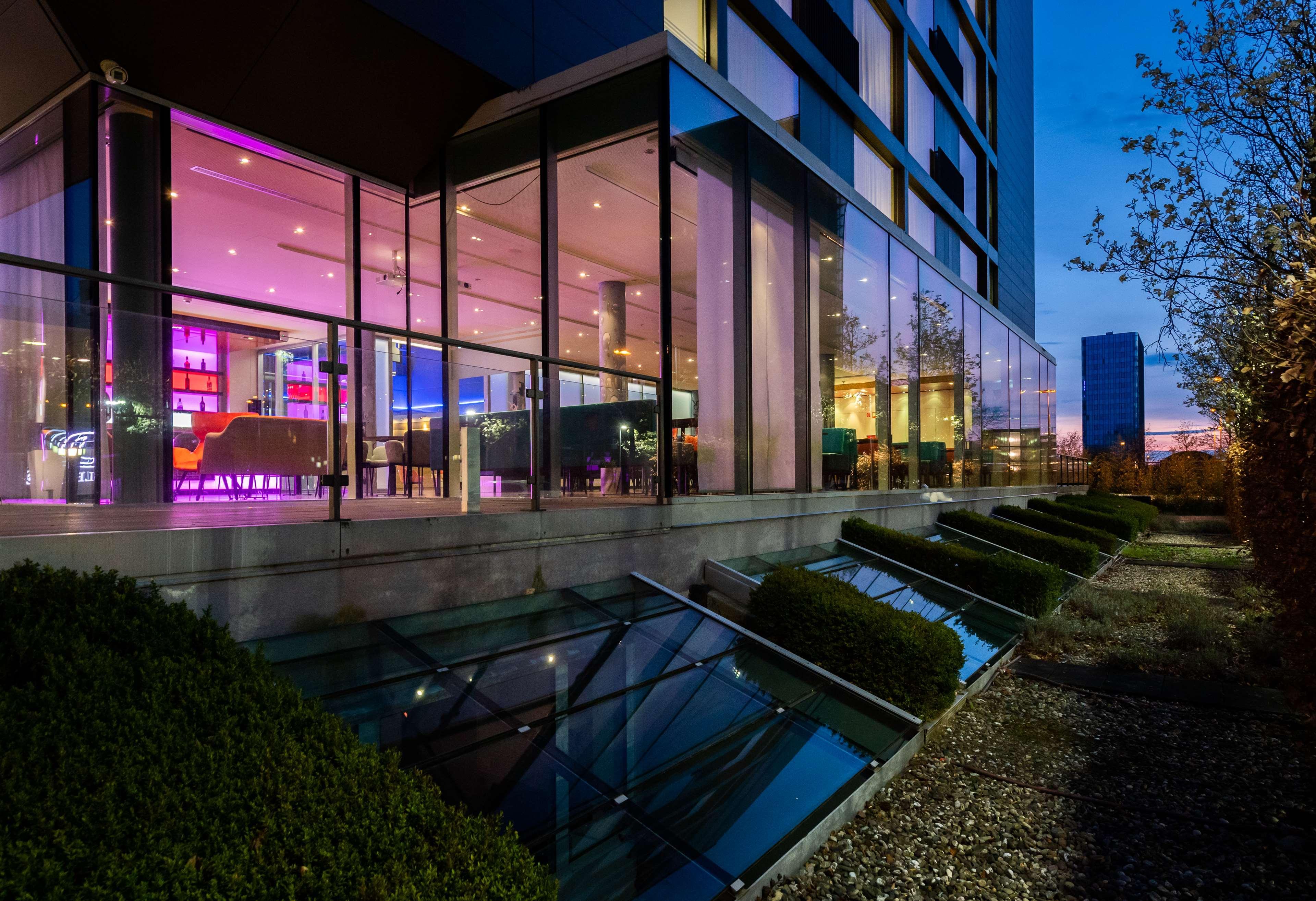 فندق Doubletree By Hilton Frankfurt Niederrad فرانكفورت المظهر الخارجي الصورة
