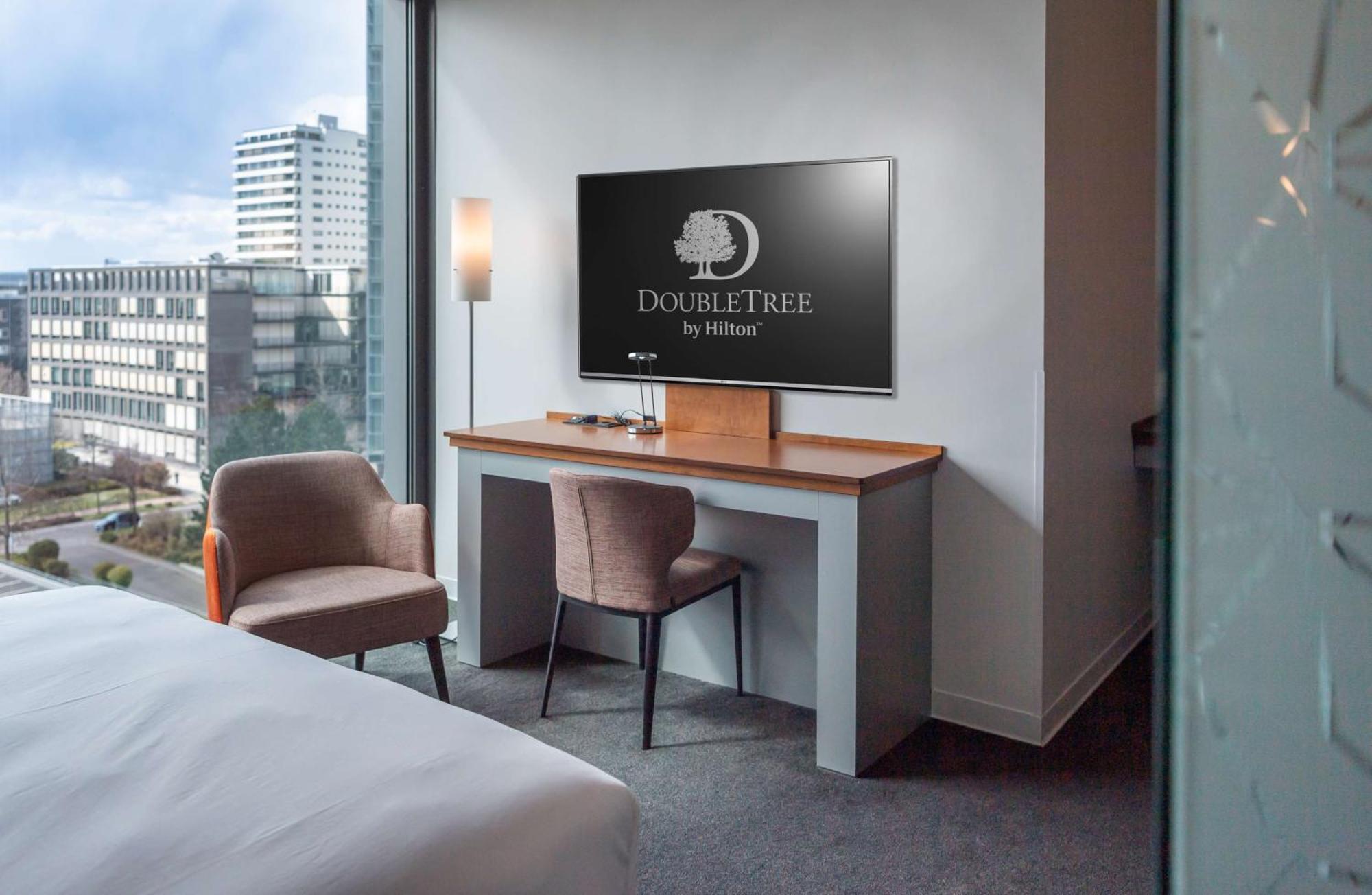 فندق Doubletree By Hilton Frankfurt Niederrad فرانكفورت المظهر الخارجي الصورة